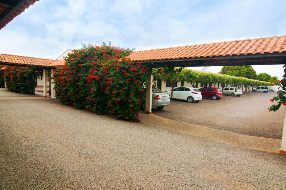 Mediterraneo Park Hotel Três Lagoas 外观 照片