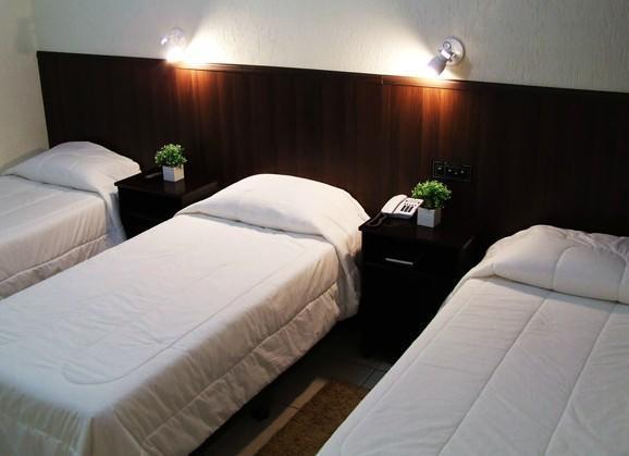 Mediterraneo Park Hotel Três Lagoas 外观 照片